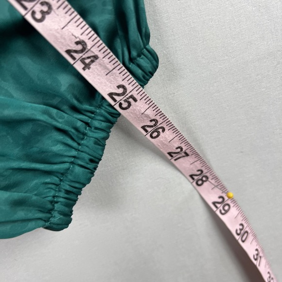 Rachel Zoe Blouse Womens XL Crop Top Green Long Sleeve Animal Print Holiday - Picture 13 of 14